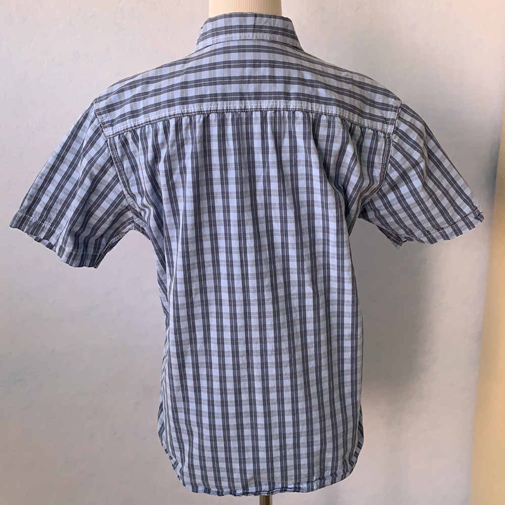 Hollister Plaid Button Down Short Sleeve Shirt - Picture 5 of 10